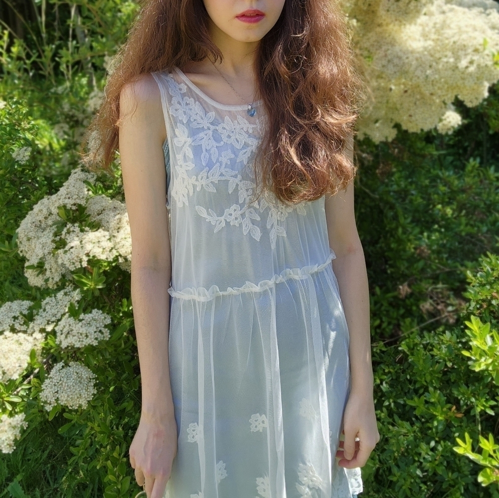 White Mesh Lace Embroidered Layering Piece